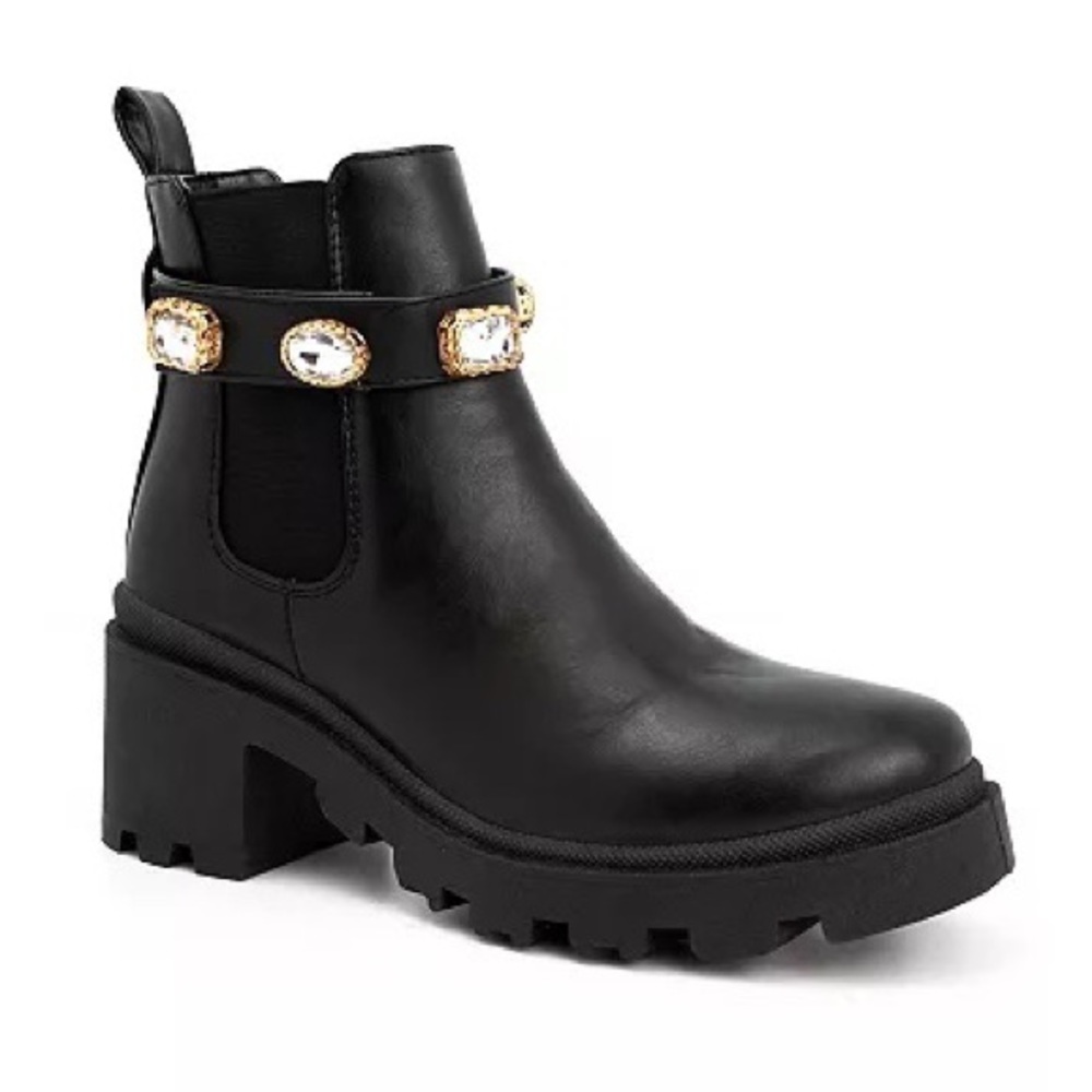 Steve Madden Chelsea boots